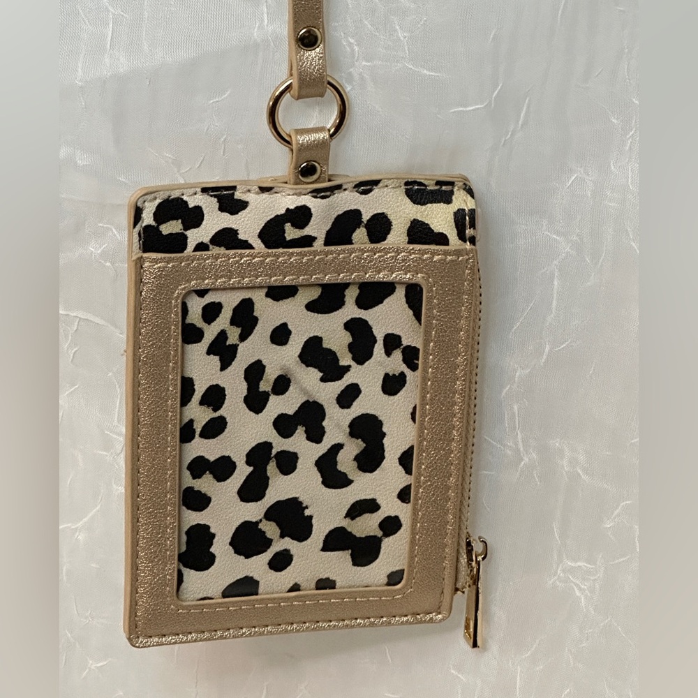Chico’s Gold Chain Lanyard Wallet with Strap like new - Picture 5 of 6